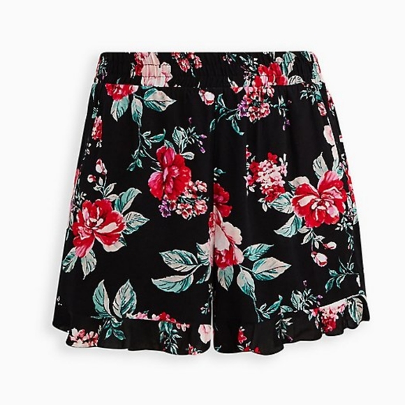 Torrid plus floral ruffle hem shorts, 4XL/ 48", black - Picture 4 of 10